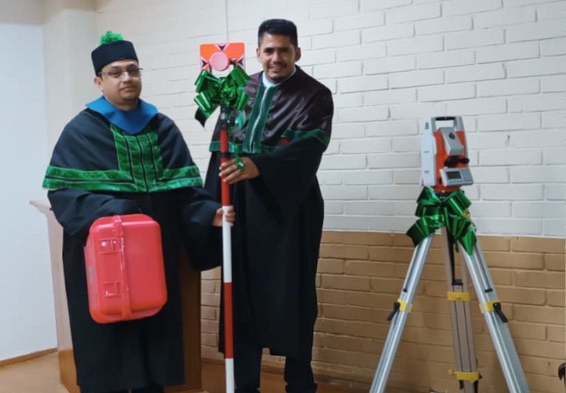 Donación de Estación Total