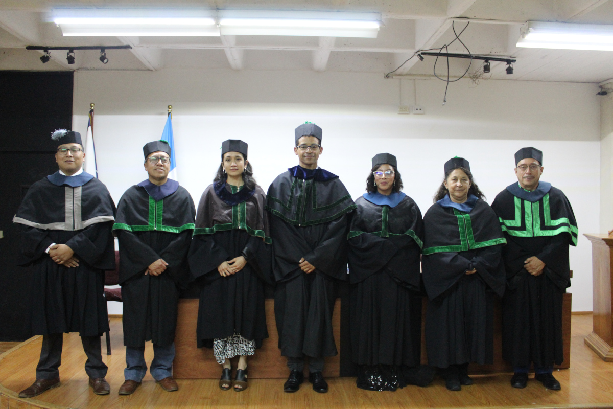 Graduación Alejandra Ajanel